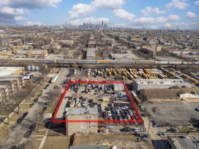 4629 W West End Avenue, Chicago, IL 60644 Main Photo