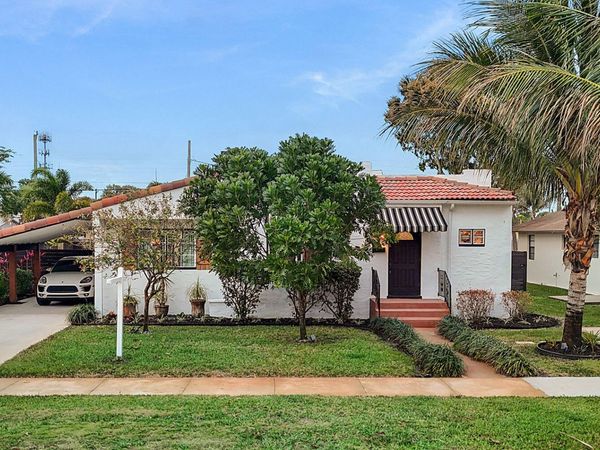 525 Evergreen Drive, Lake Park, FL 33403