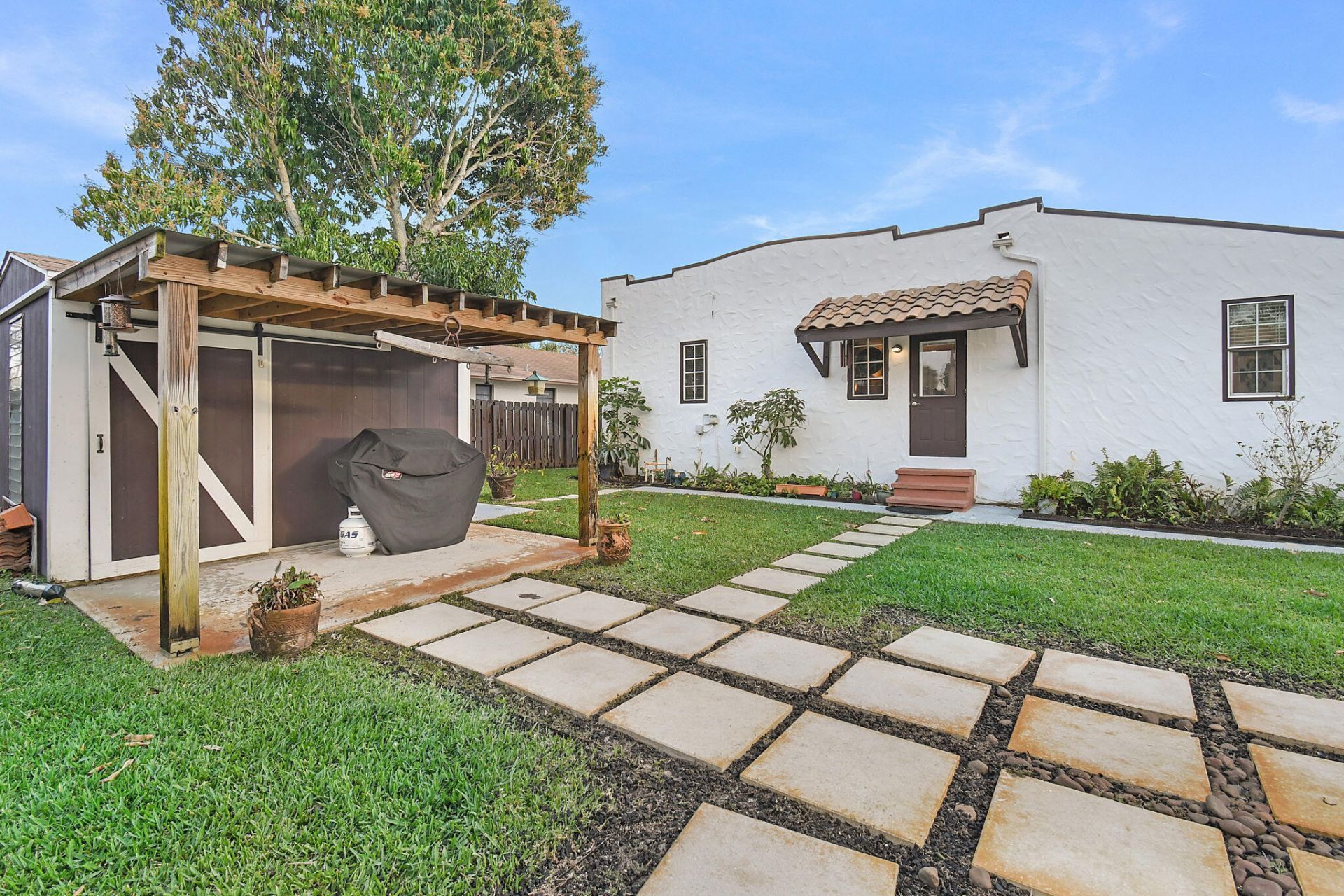 525 Evergreen Drive, Lake Park, FL 33403 Photo