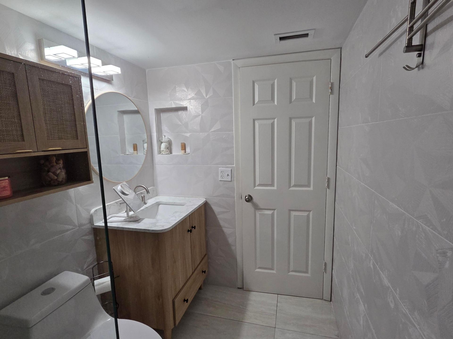 1115 Green Pine Boulevard, Unit D2, West Palm Beach, FL 33409 Photo