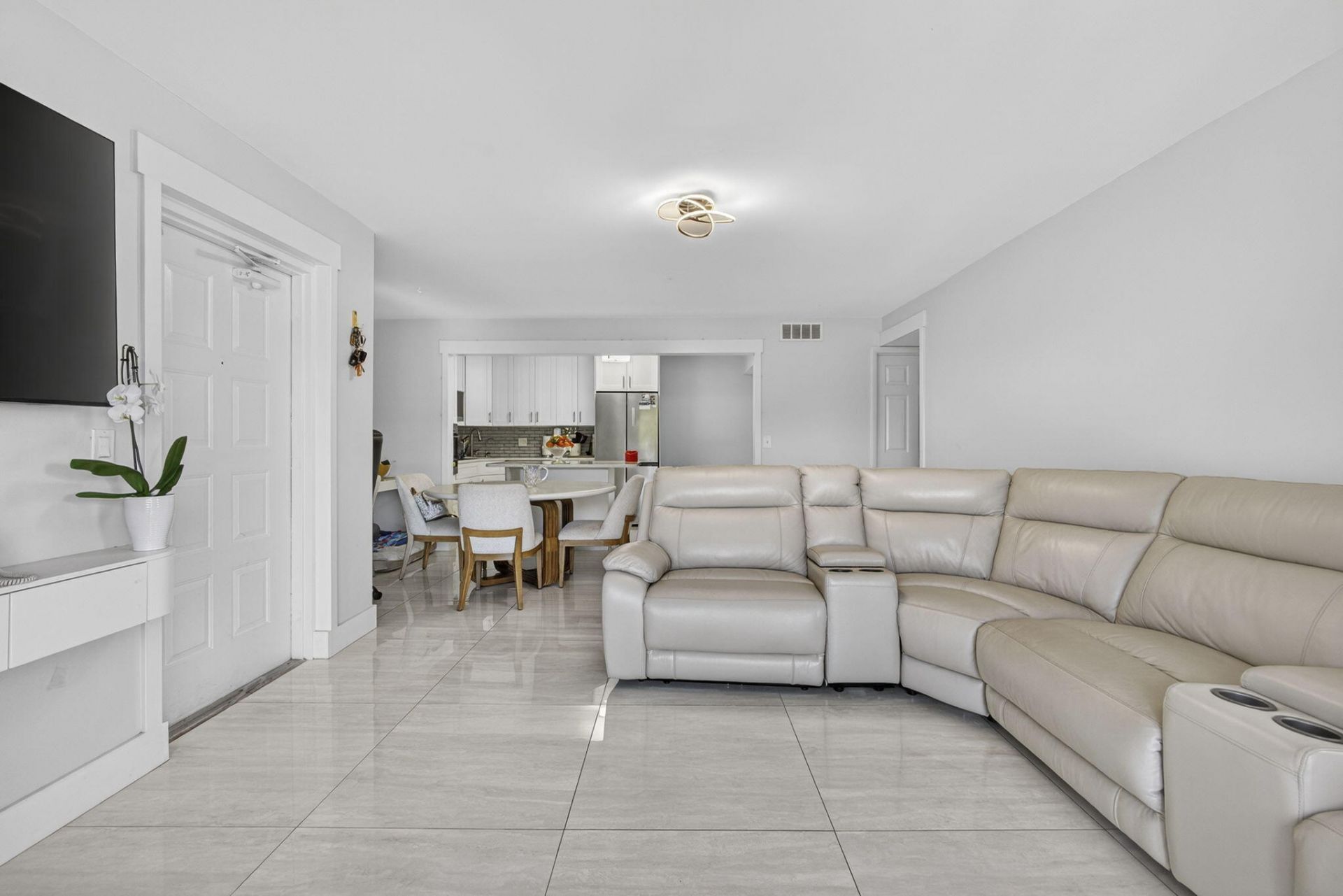 1115 Green Pine Boulevard, Unit D2, West Palm Beach, FL 33409 Photo