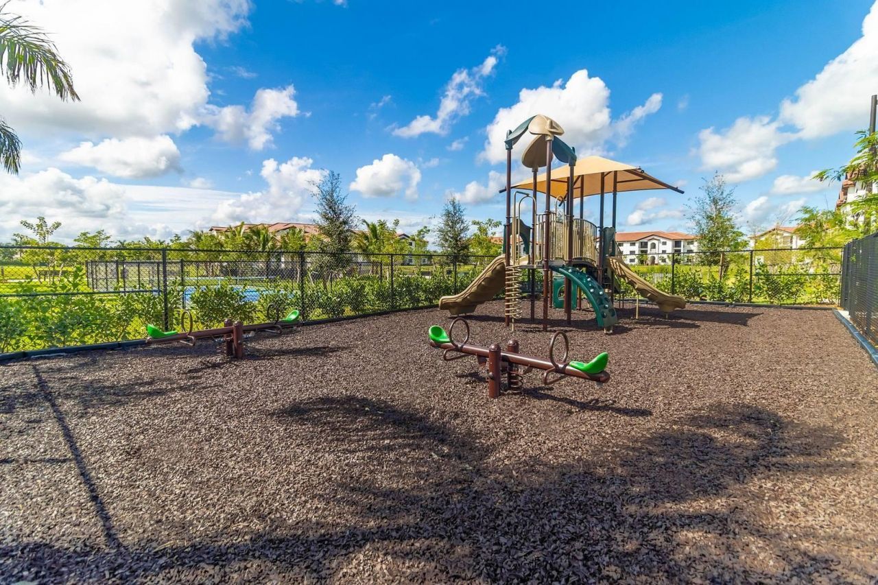 11300 Channing Way, Unit 102, Royal Palm Beach, FL 33414 Photo