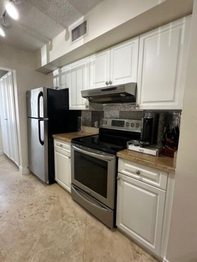 160 Yacht Club Way, Unit 212, Hypoluxo, FL 33462 Photo