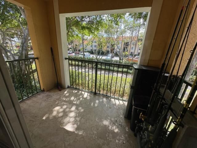 160 Yacht Club Way, Unit 212, Hypoluxo, FL 33462 Photo