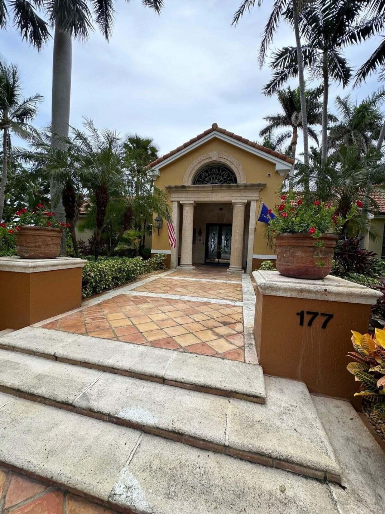 160 Yacht Club Way, Unit 212, Hypoluxo, FL 33462 Photo