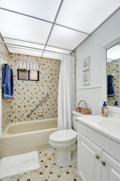 5220 Las Verdes Circle Circle, Unit 223, Delray Beach, FL 33484 Photo