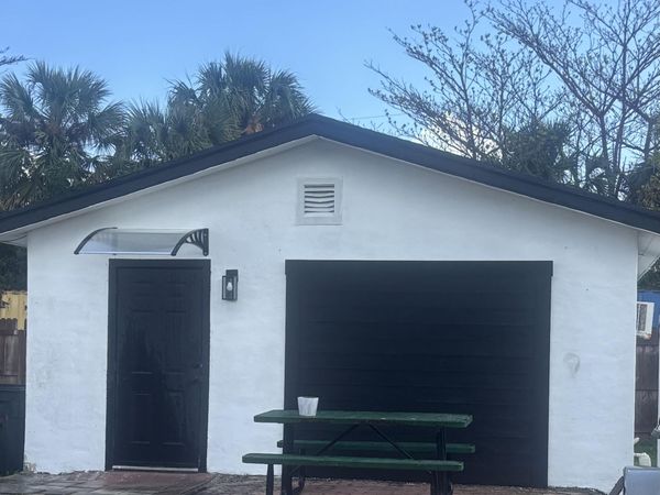 870-G SW 9th Street, Pompano Beach, FL 33060