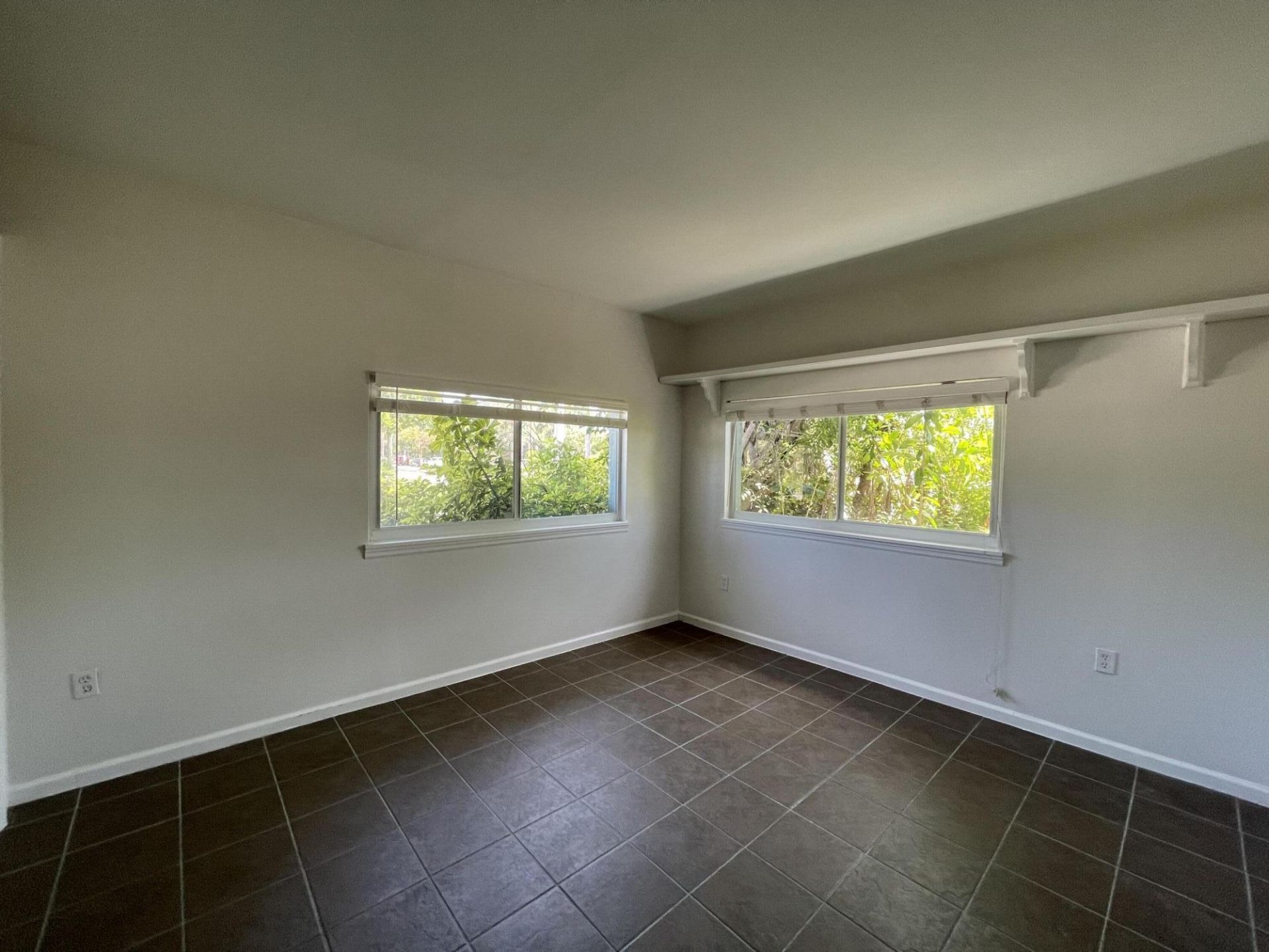 701 SE 4th Street, Unit Apt West, Boynton Beach, FL 33435 Photo