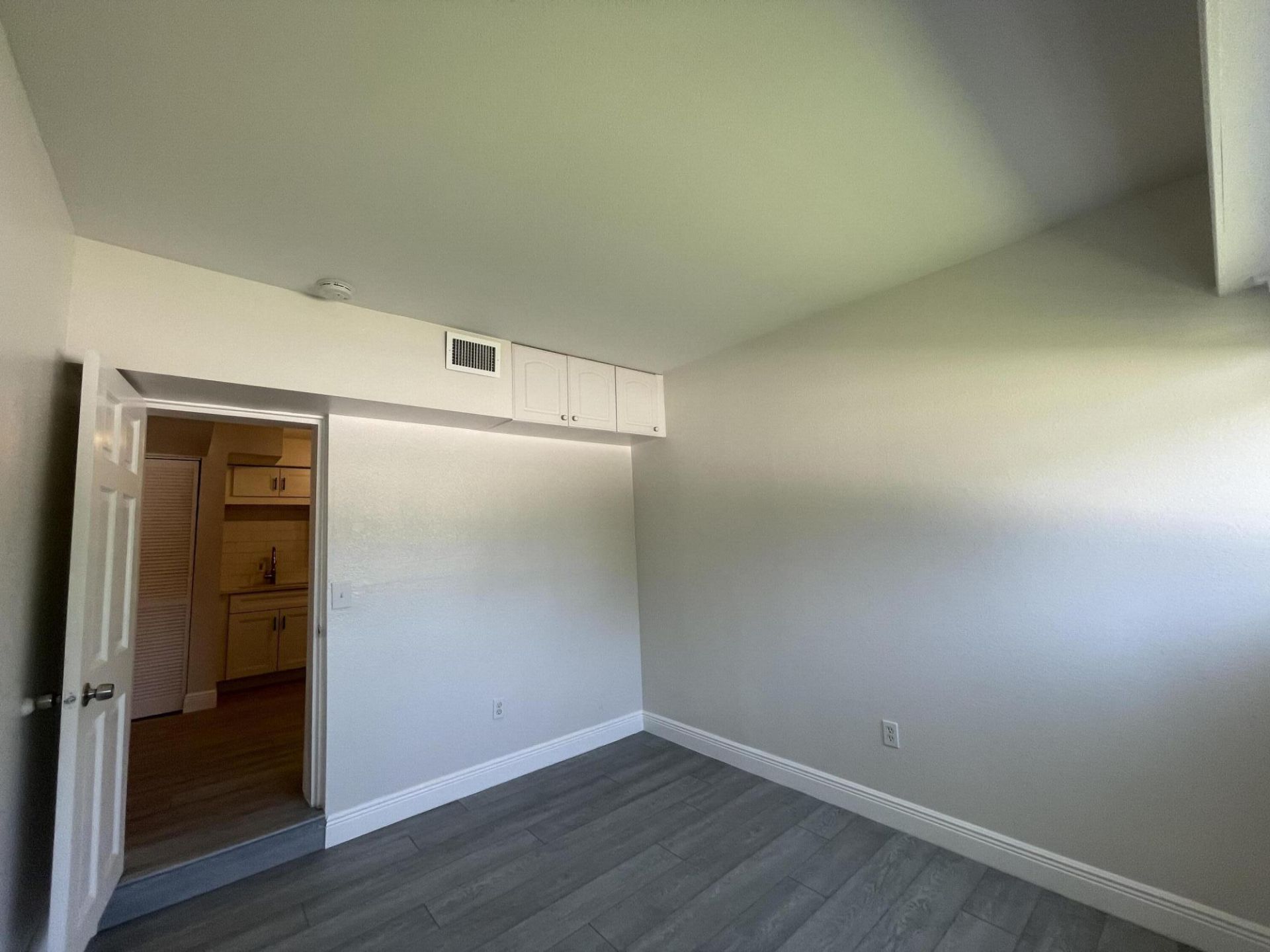 701 SE 4th Street, Unit Apt West, Boynton Beach, FL 33435 Photo