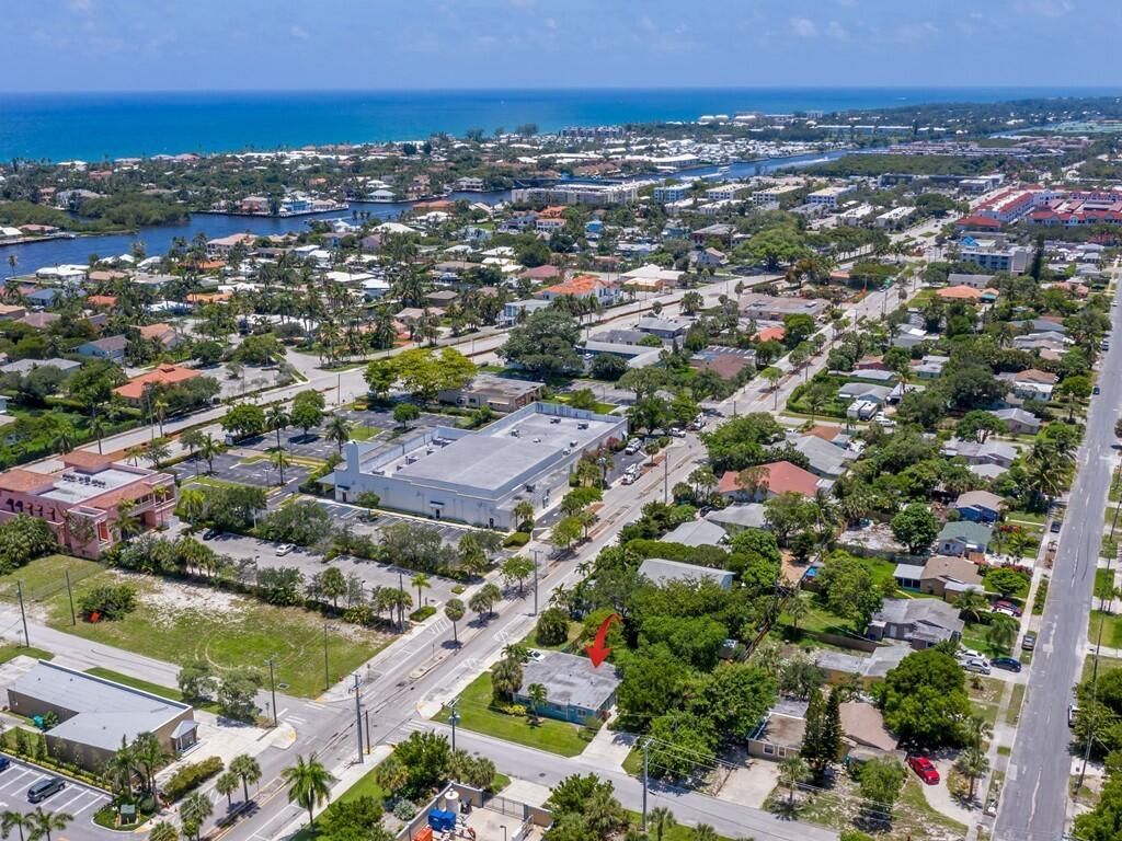 701 SE 4th Street, Unit Apt West, Boynton Beach, FL 33435 Photo