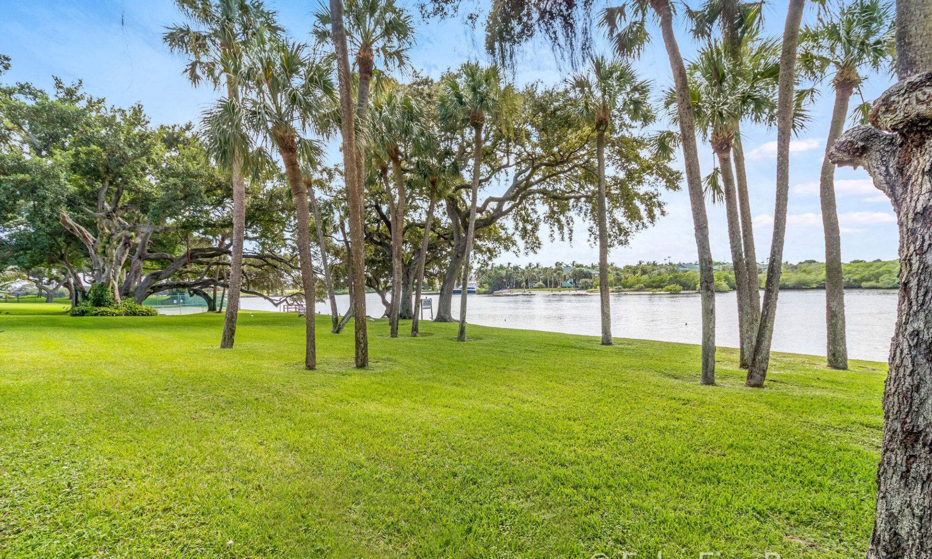 390 Golfview Road, Unit G, North Palm Beach, FL 33408 Photo