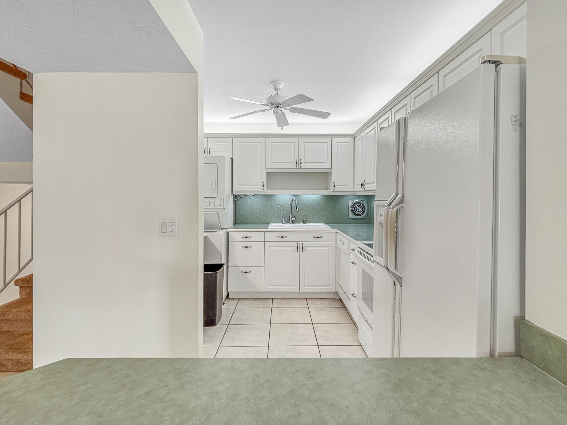 390 Golfview Road, Unit G, North Palm Beach, FL 33408 Photo