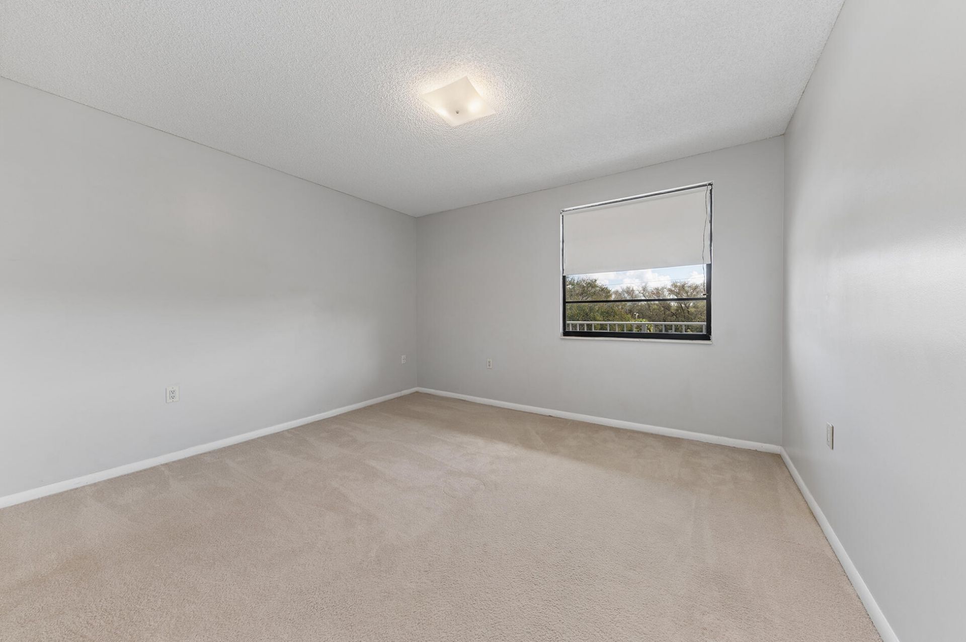 3507 Village Boulevard, Unit 402, West Palm Beach, FL 33409 Photo