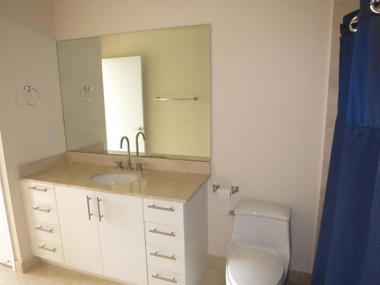 550 Okeechobee Boulevard, Unit Lph-16, West Palm Beach, FL 33401 Photo