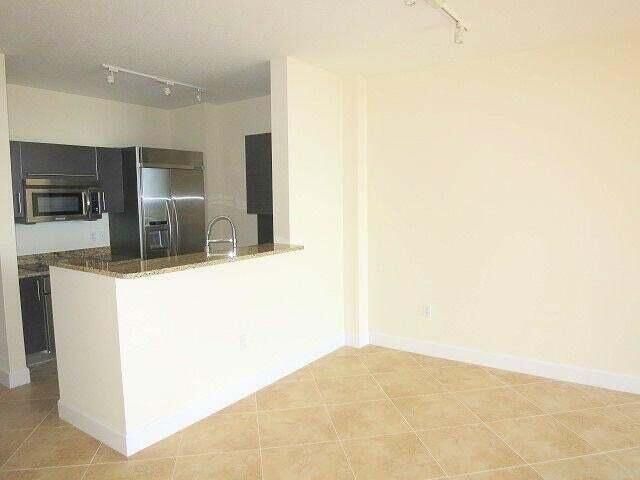 550 Okeechobee Boulevard, Unit Lph-16, West Palm Beach, FL 33401 Photo