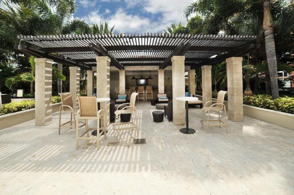 550 Okeechobee Boulevard, Unit Lph-16, West Palm Beach, FL 33401 Photo