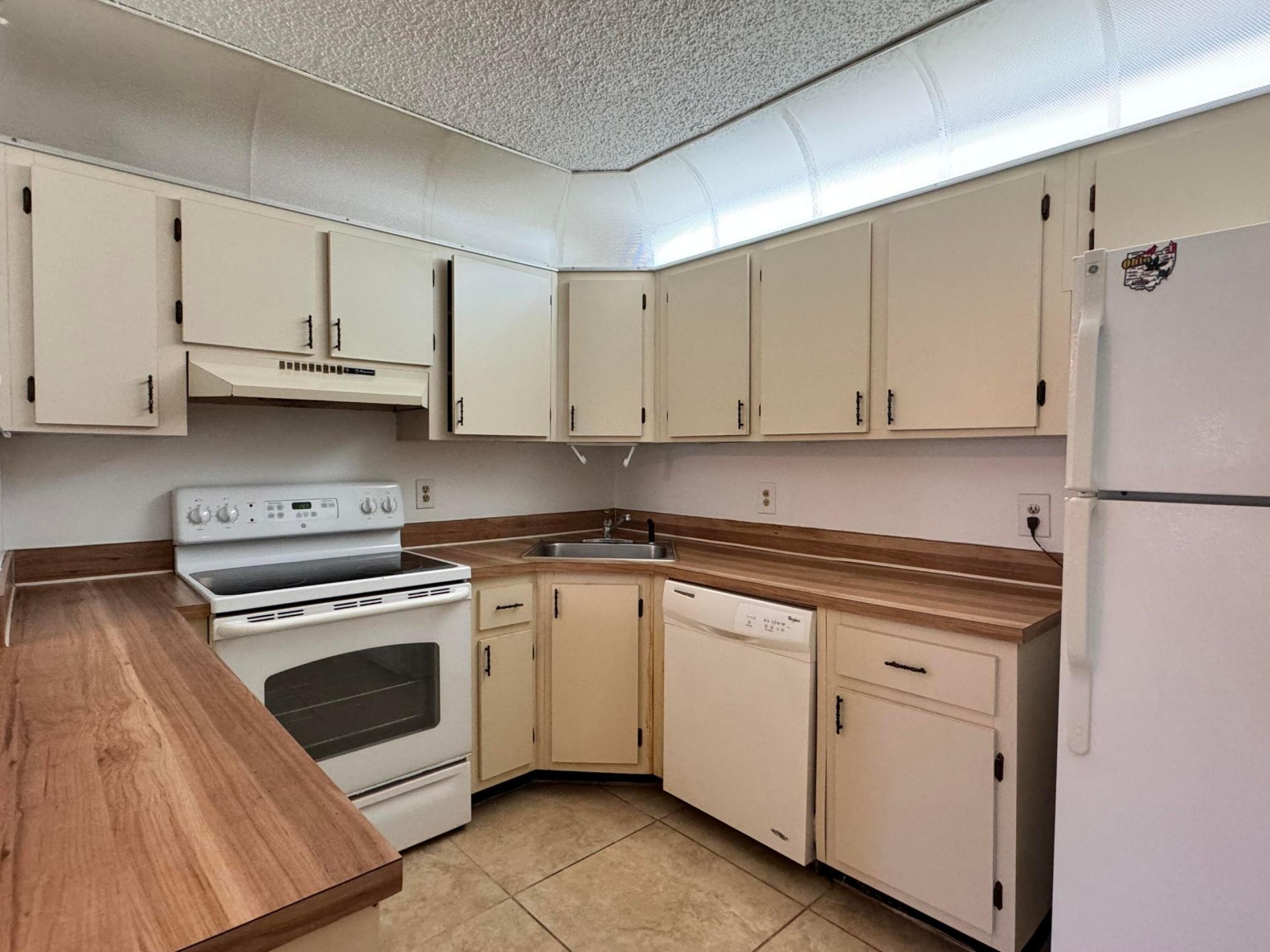 539 Shady Pine Way, Unit B1, Greenacres, FL 33415 Photo