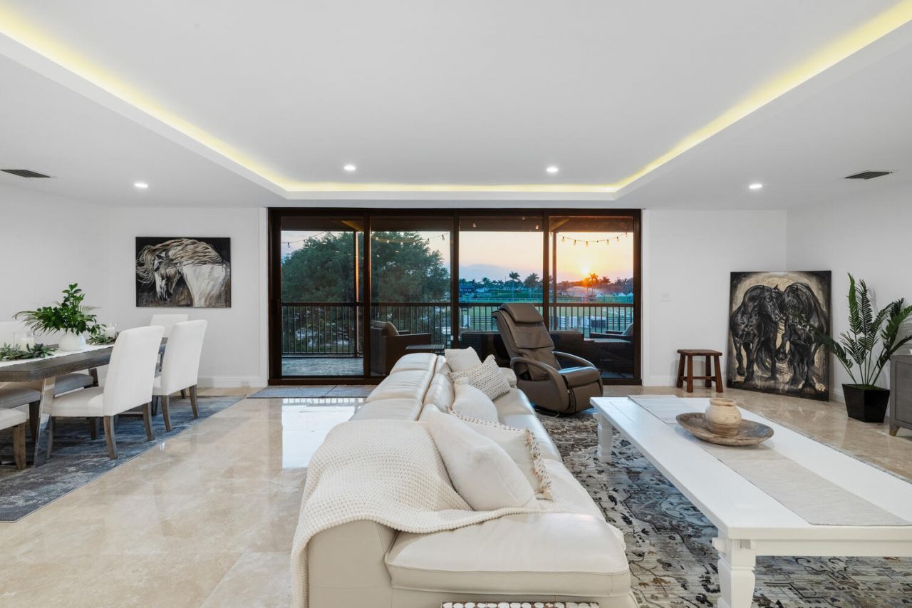 2785 Polo Island Drive, Unit J301, Wellington, FL 33414 Photo