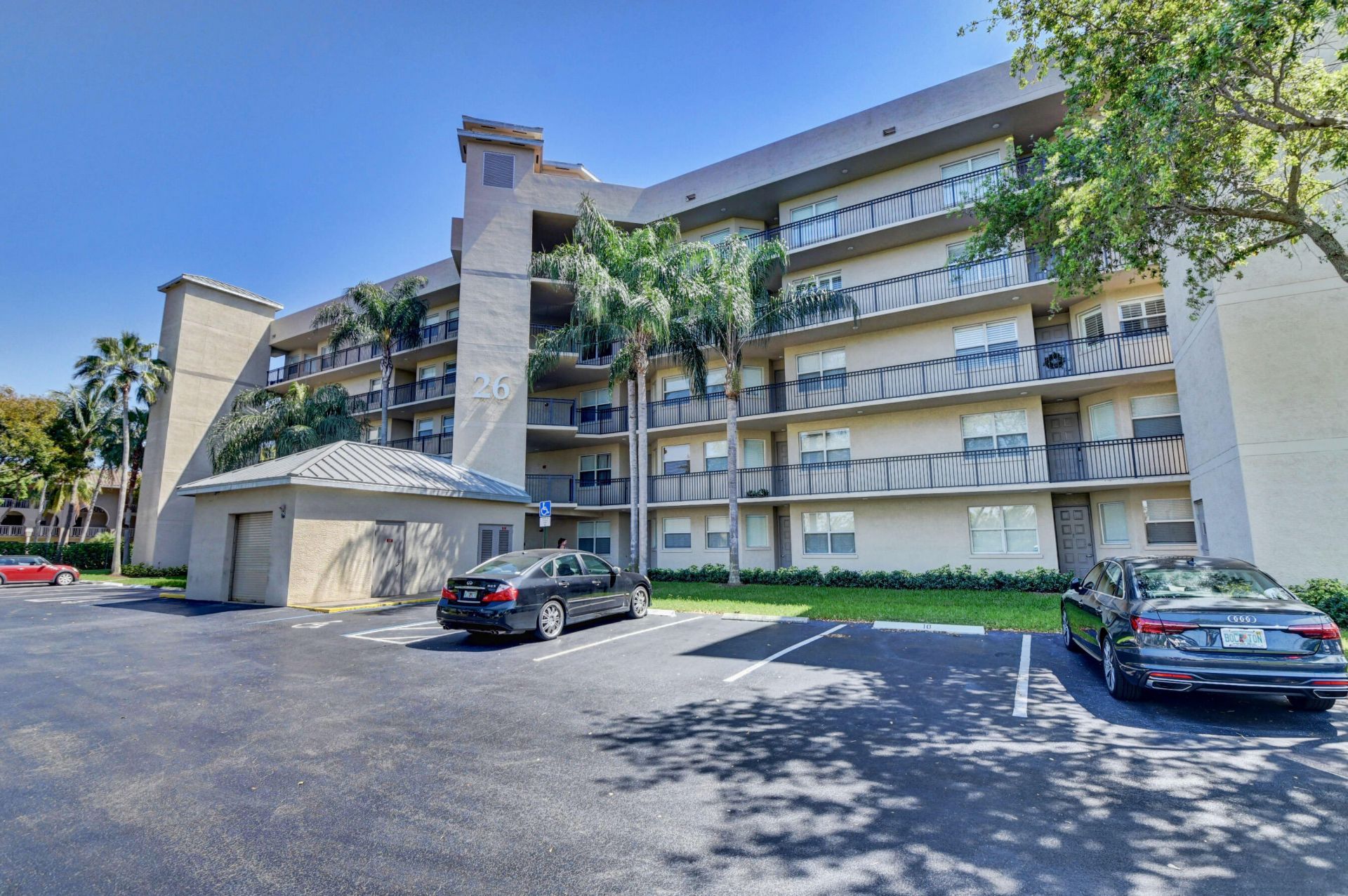 26 Royal Palm Way, Unit 101, Boca Raton, FL 33432 Photo