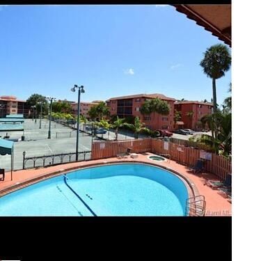 630 Tennis Club Drive, Unit 206, Fort Lauderdale, FL 33311 Photo