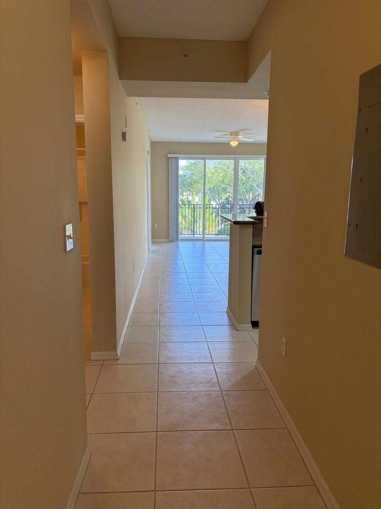 27 Royal Palm Way, Unit 304, Boca Raton, FL 33432 Photo