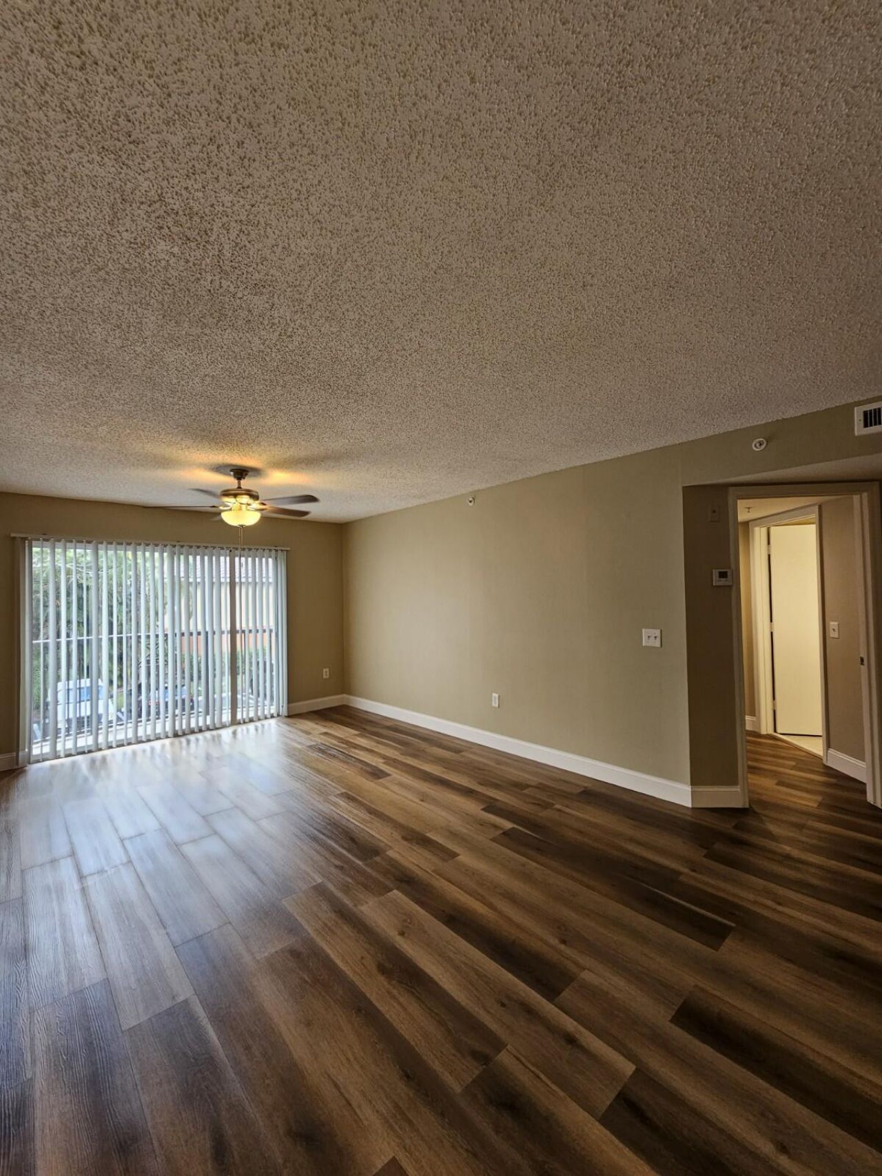 4187 N Haverhill Road, Unit 517, West Palm Beach, FL 33417 Photo