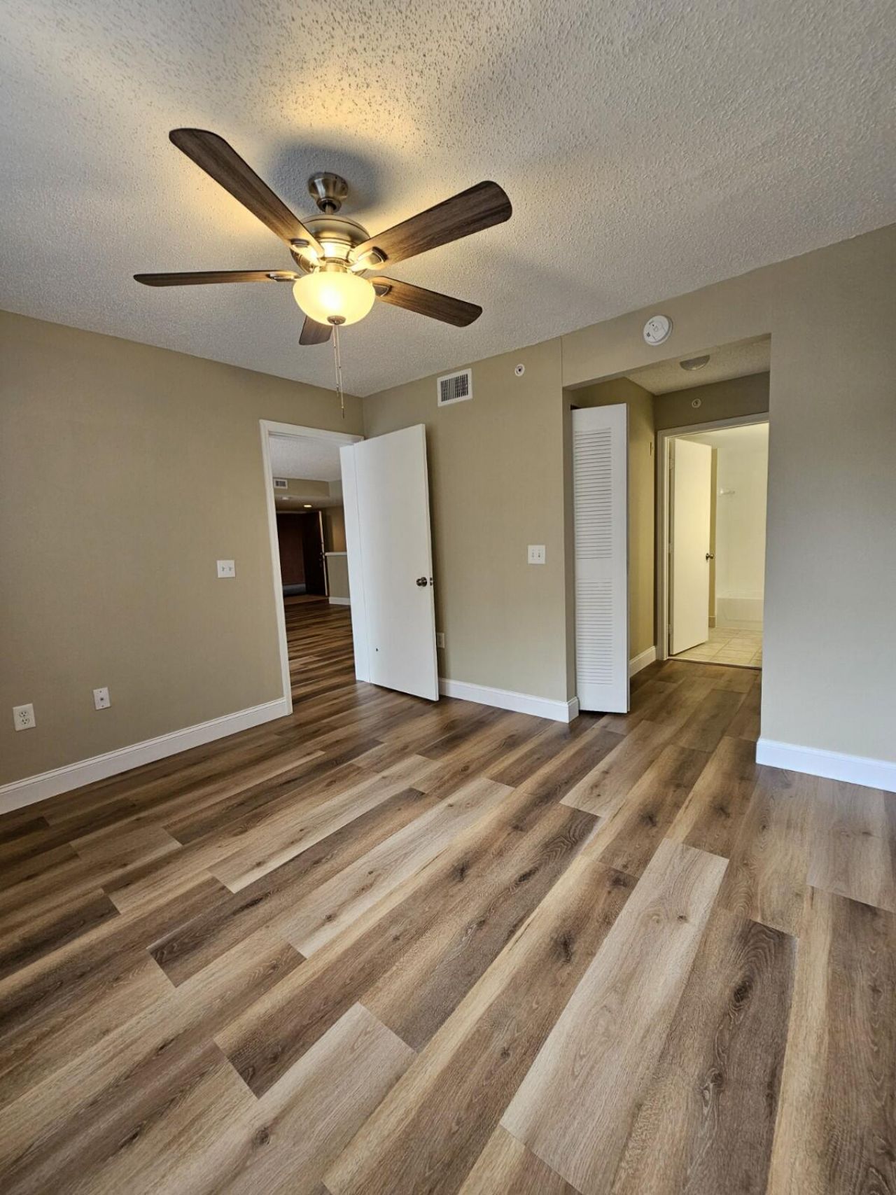 4187 N Haverhill Road, Unit 517, West Palm Beach, FL 33417 Photo