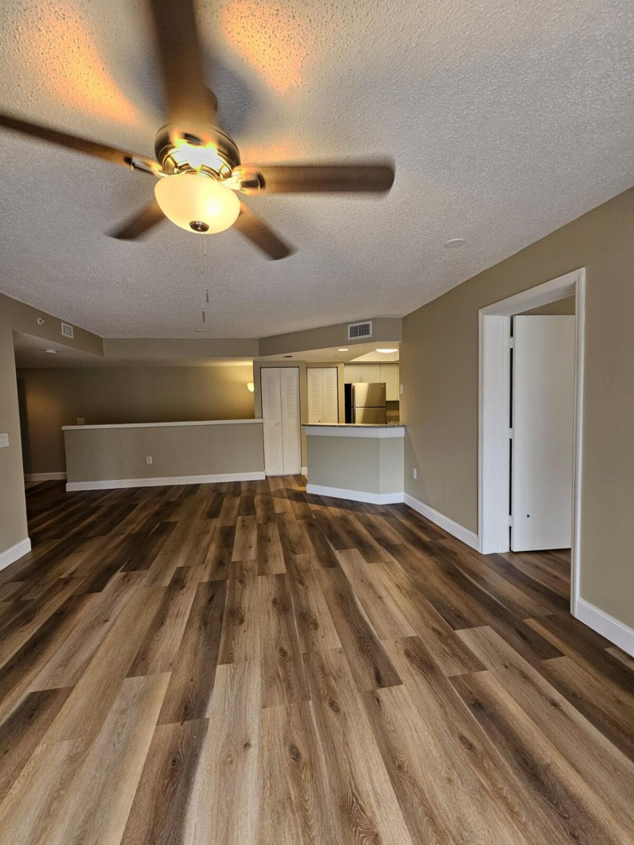 4187 N Haverhill Road, Unit 517, West Palm Beach, FL 33417 Photo