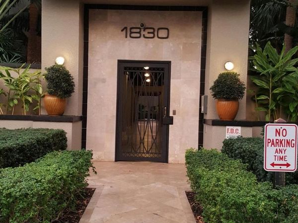 1830 Embassy Drive, Unit 506, West Palm Beach, FL 33401