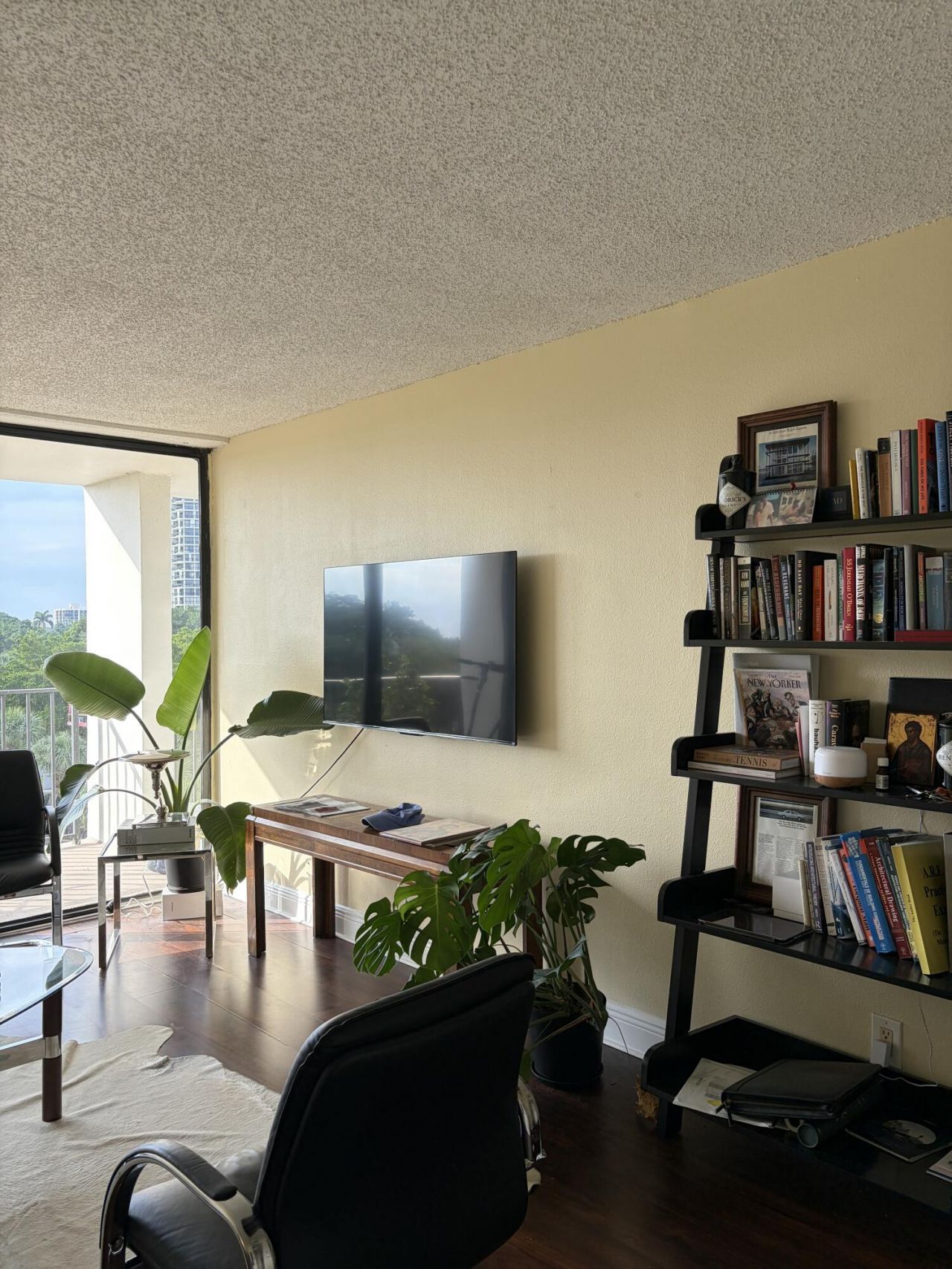 1830 Embassy Drive, Unit 506, West Palm Beach, FL 33401 Photo