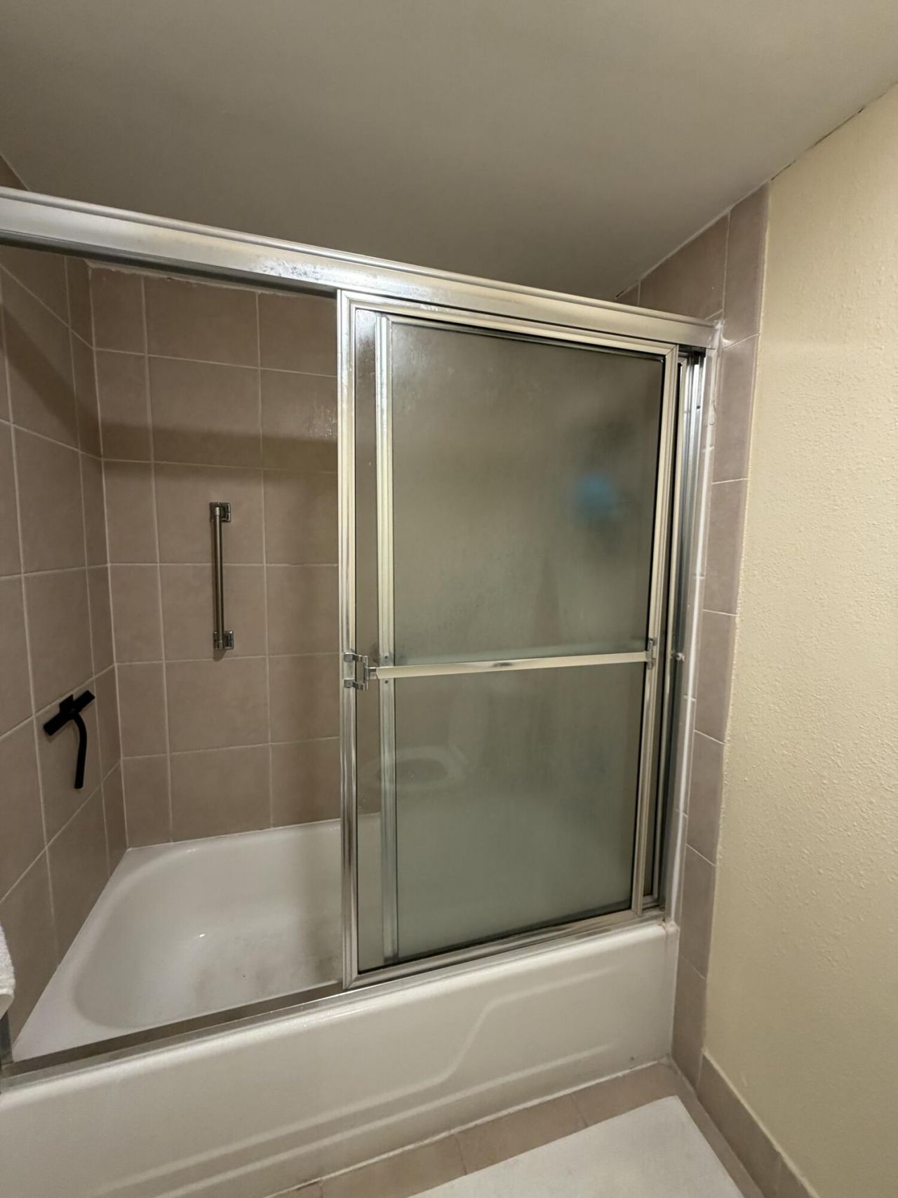 1830 Embassy Drive, Unit 506, West Palm Beach, FL 33401 Photo