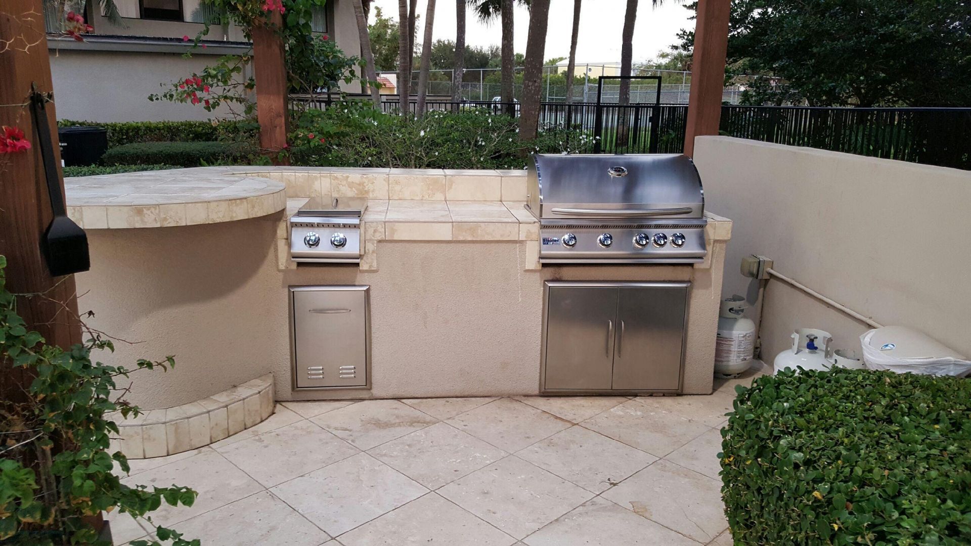 1830 Embassy Drive, Unit 506, West Palm Beach, FL 33401 Photo