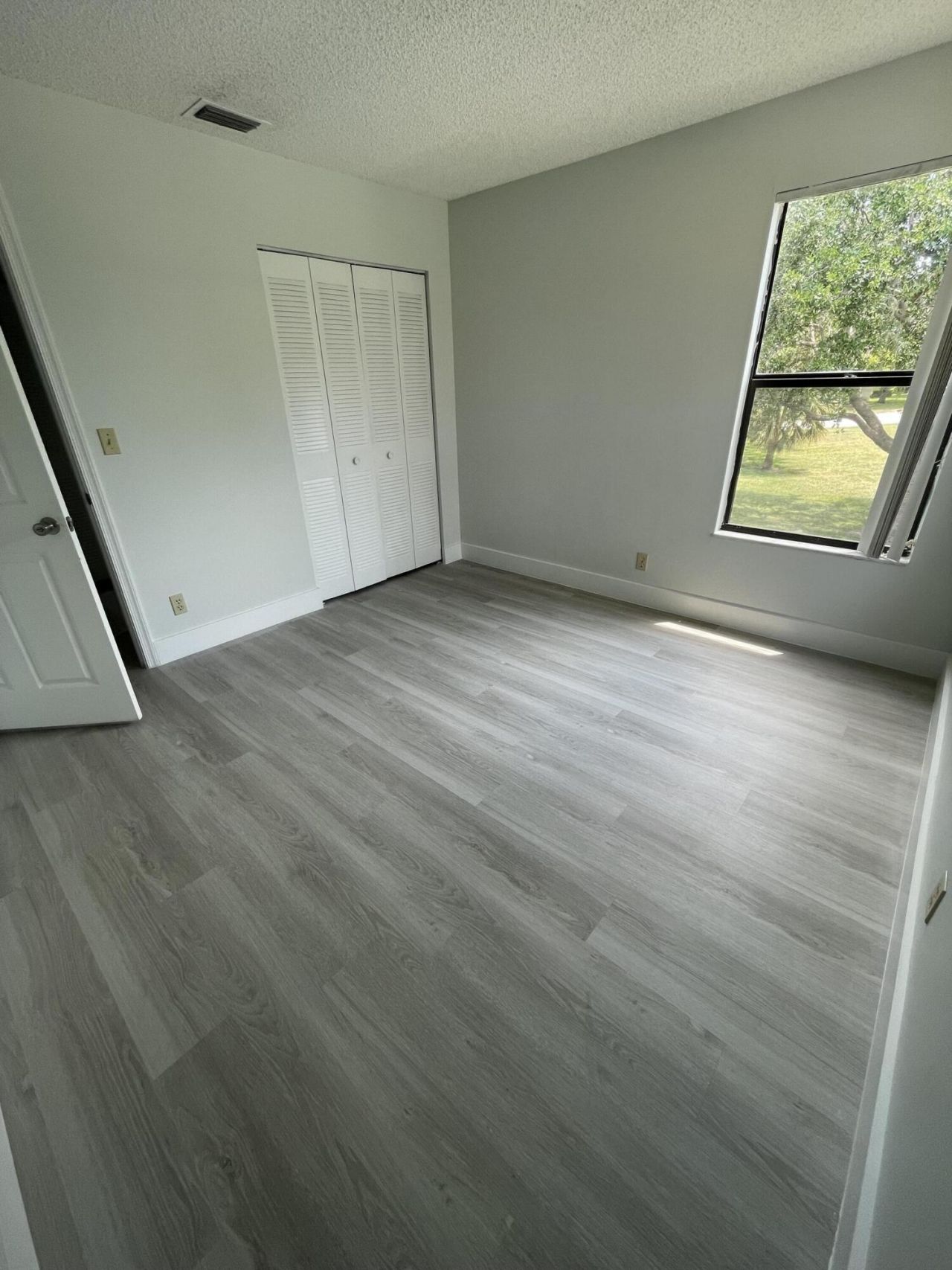 3350 Jaywood Terrace, Unit J221, Boca Raton, FL 33431 Photo