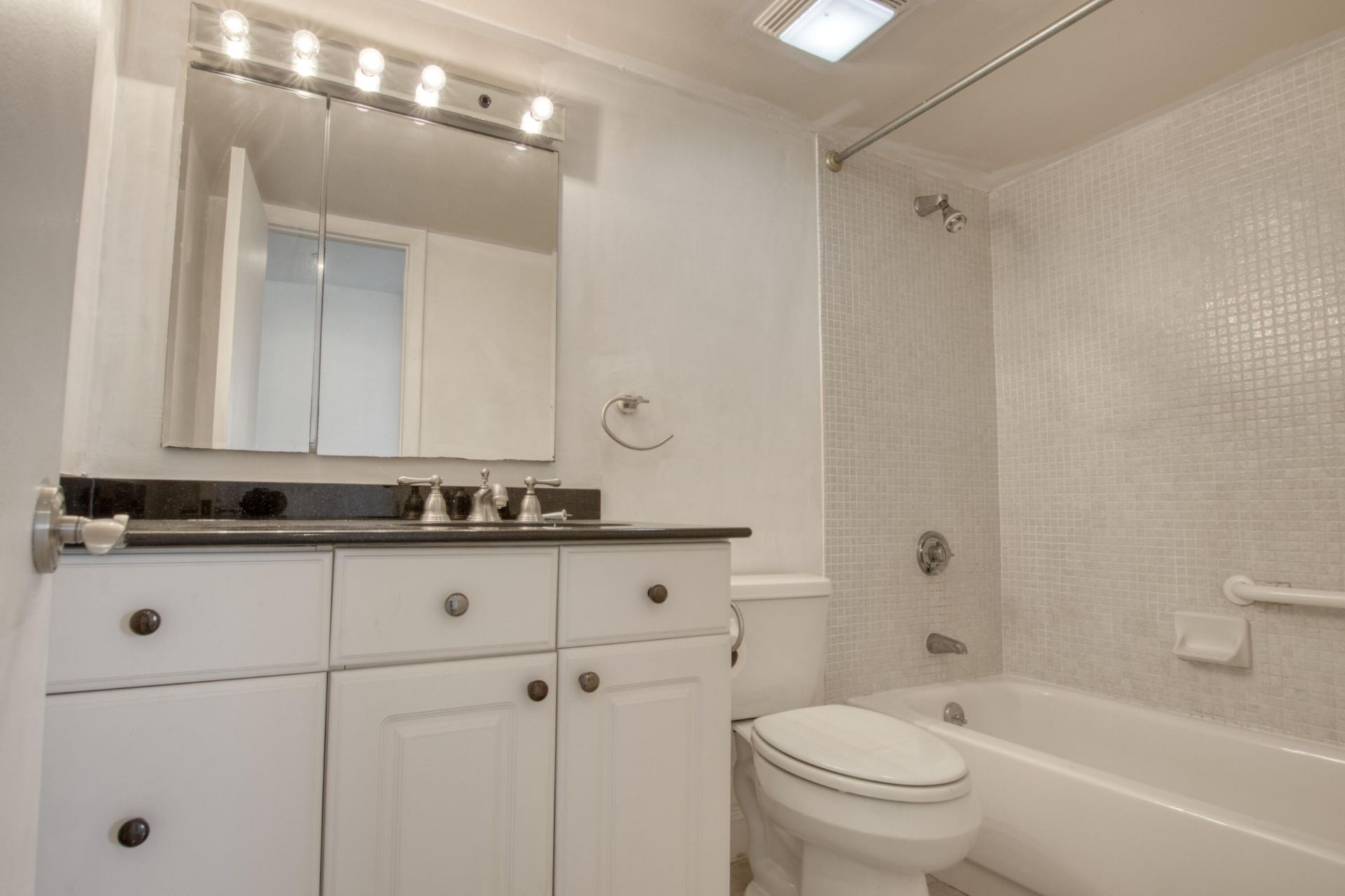 4489 Luxemburg Court, Unit 101, Lake Worth, FL 33467 Photo