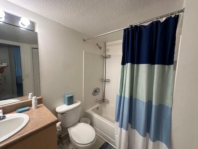 615 Villa Circle, Unit 615, Boynton Beach, FL 33435 Photo