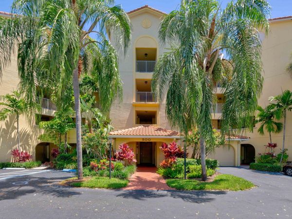 500 Uno Lago Drive, Unit 404, Juno Beach, FL 33408