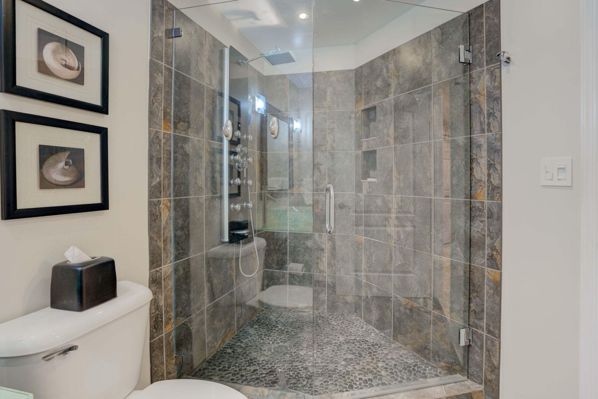 500 Uno Lago Drive, Unit 404, Juno Beach, FL 33408 Photo