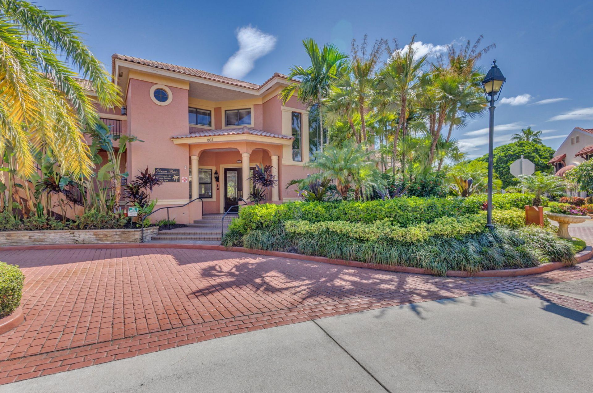 500 Uno Lago Drive, Unit 404, Juno Beach, FL 33408 Photo