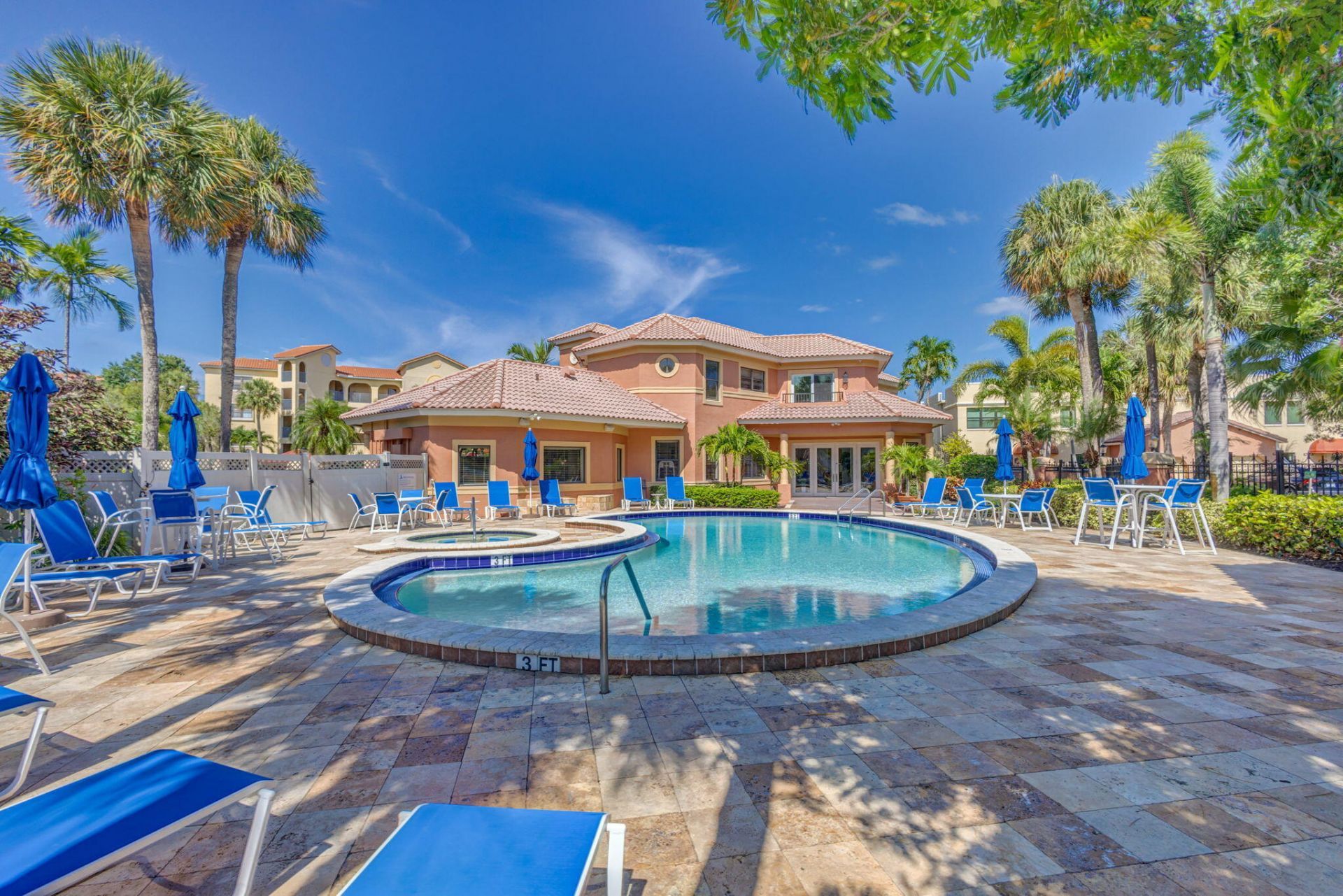 500 Uno Lago Drive, Unit 404, Juno Beach, FL 33408 Photo