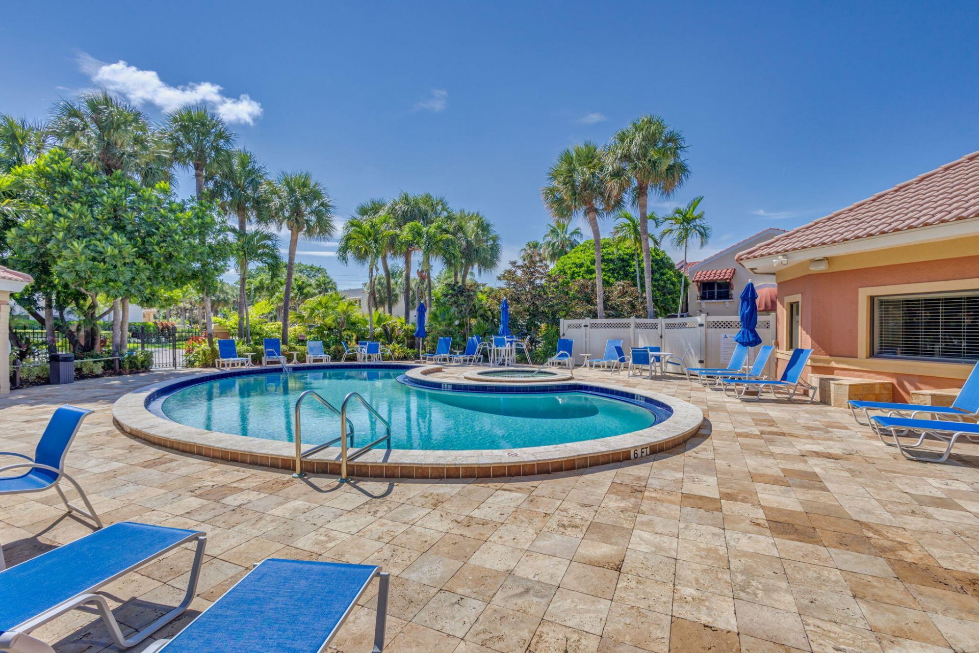 500 Uno Lago Drive, Unit 404, Juno Beach, FL 33408 Photo