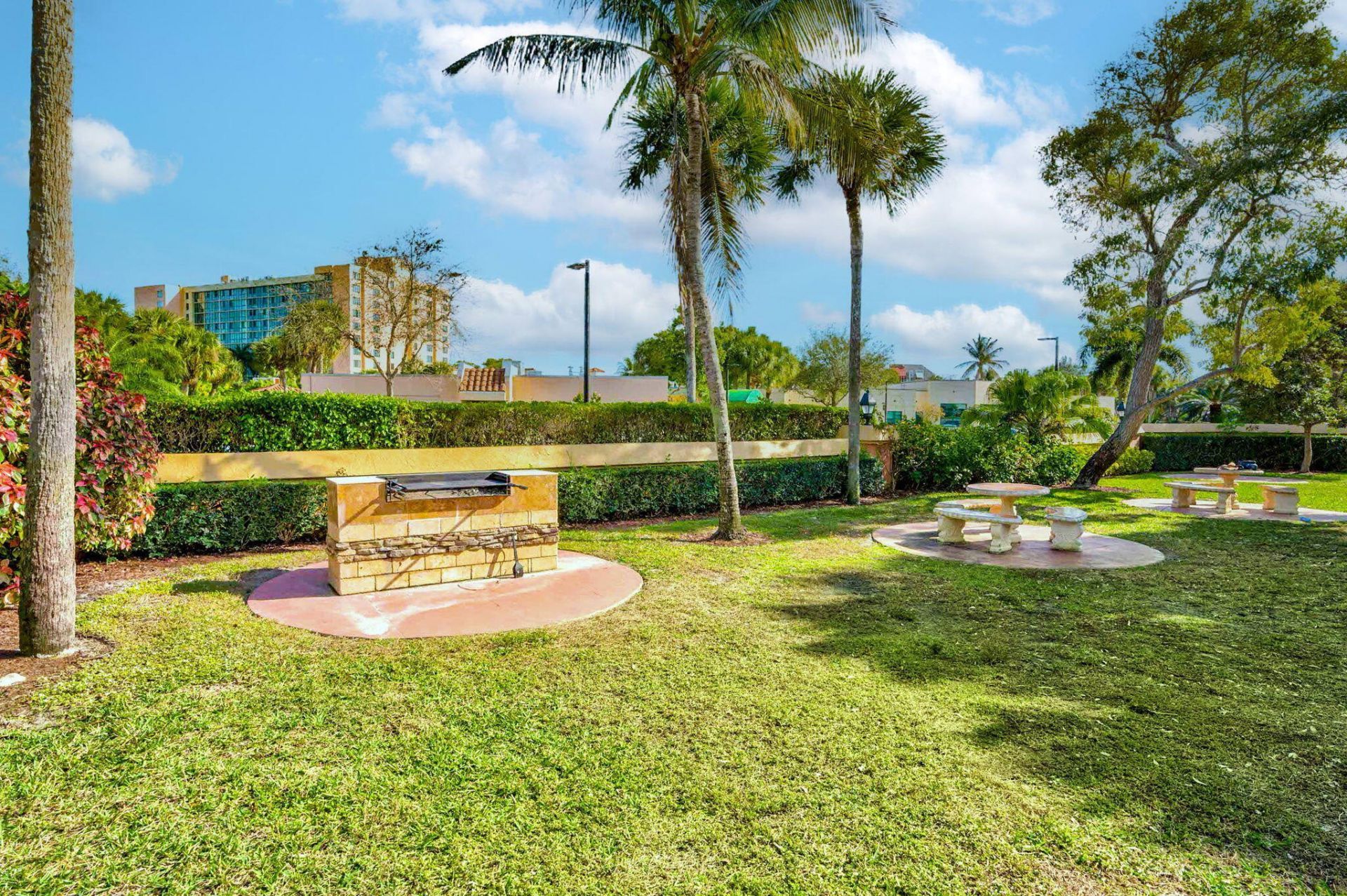 500 Uno Lago Drive, Unit 404, Juno Beach, FL 33408 Photo