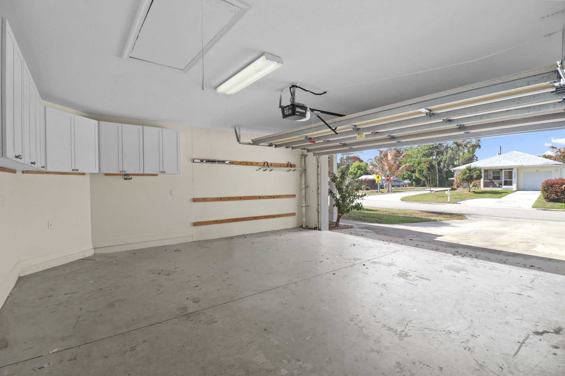 5029 SE Jack Avenue, Stuart, FL 34997 Photo