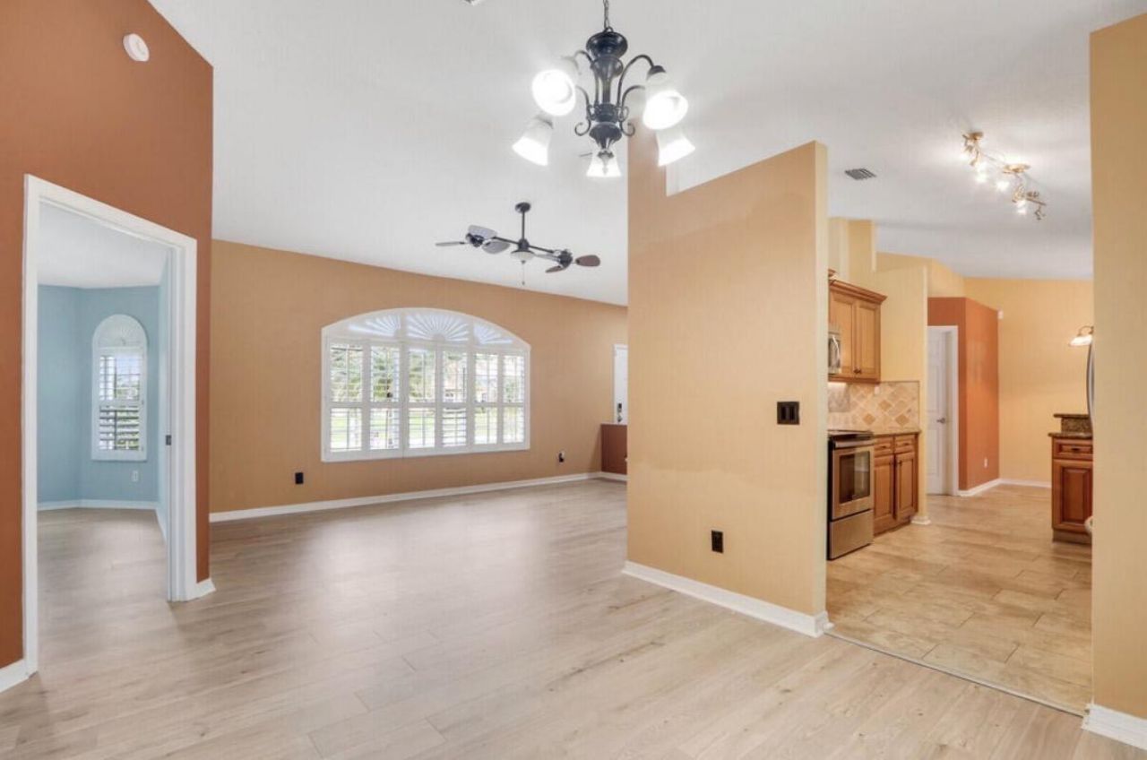 6461 NW Friendly Circle Nw, Port Saint Lucie, FL 34983 Photo