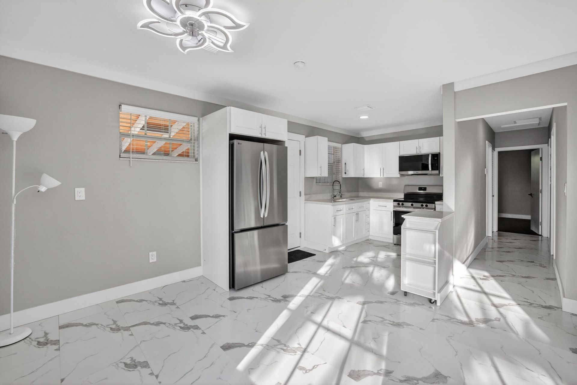 108 SW 24th Avenue, Fort Lauderdale, FL 33312 Photo