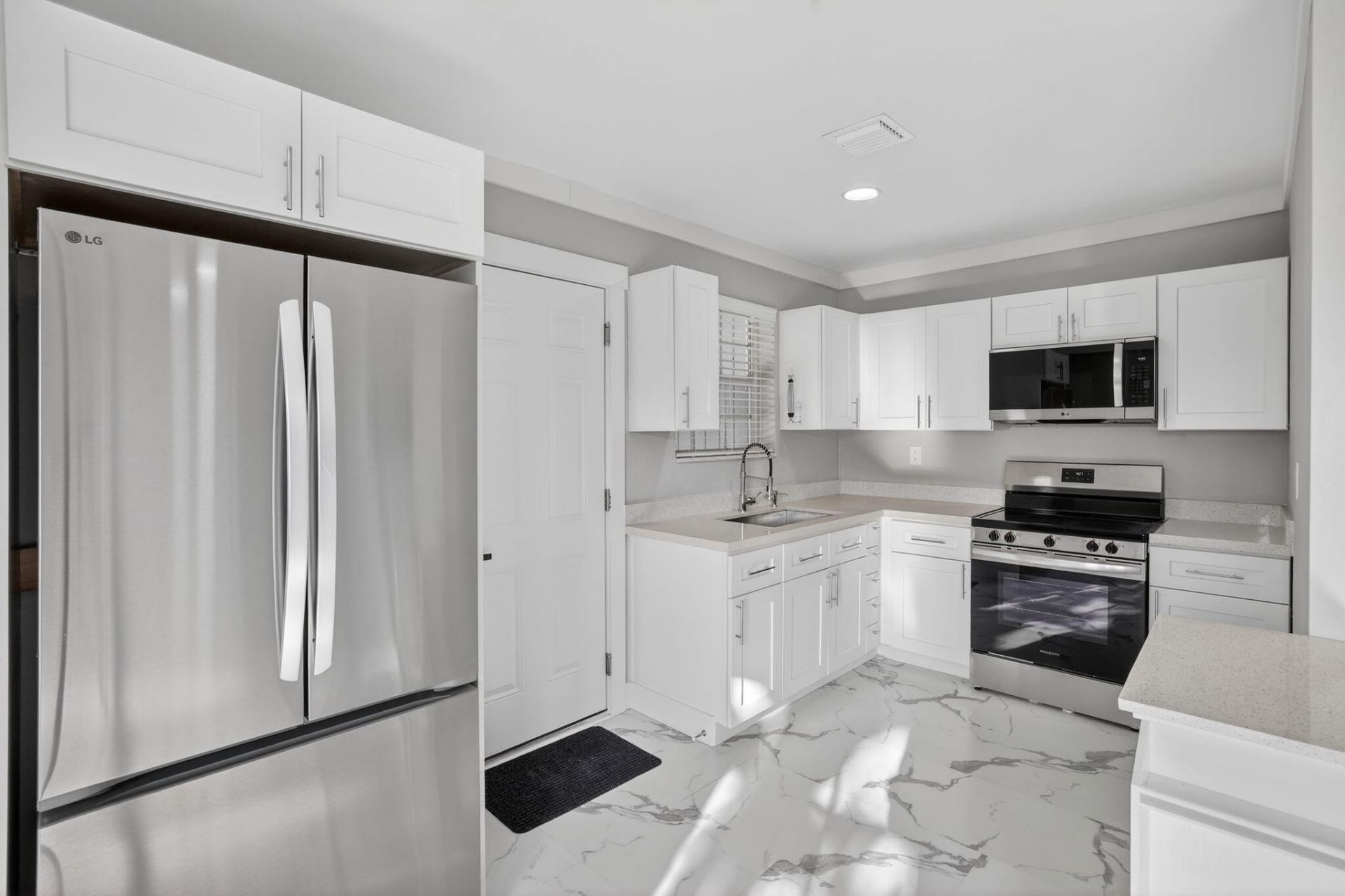 108 SW 24th Avenue, Fort Lauderdale, FL 33312 Photo