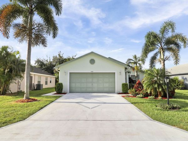 2698 SW Versailles Terrace, Stuart, FL 34997