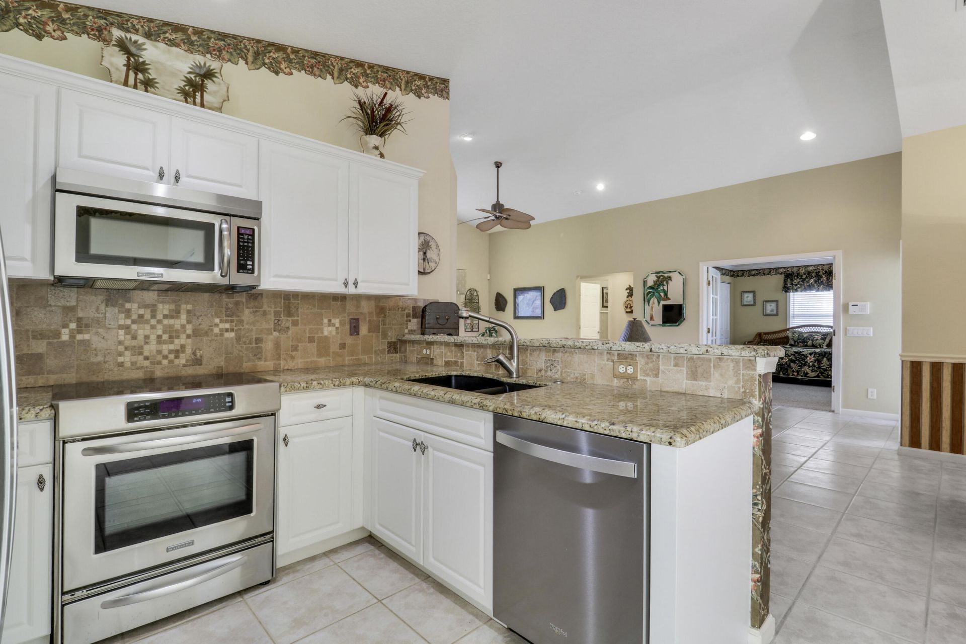 2698 SW Versailles Terrace, Stuart, FL 34997 Photo