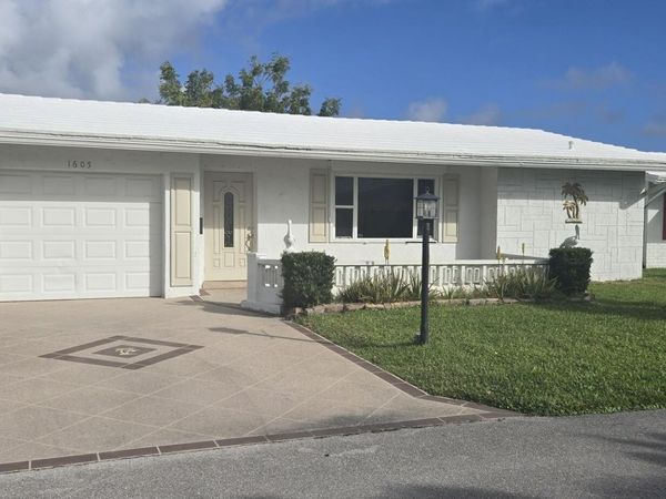 1605 SW 14th Avenue, Boynton Beach, FL 33426