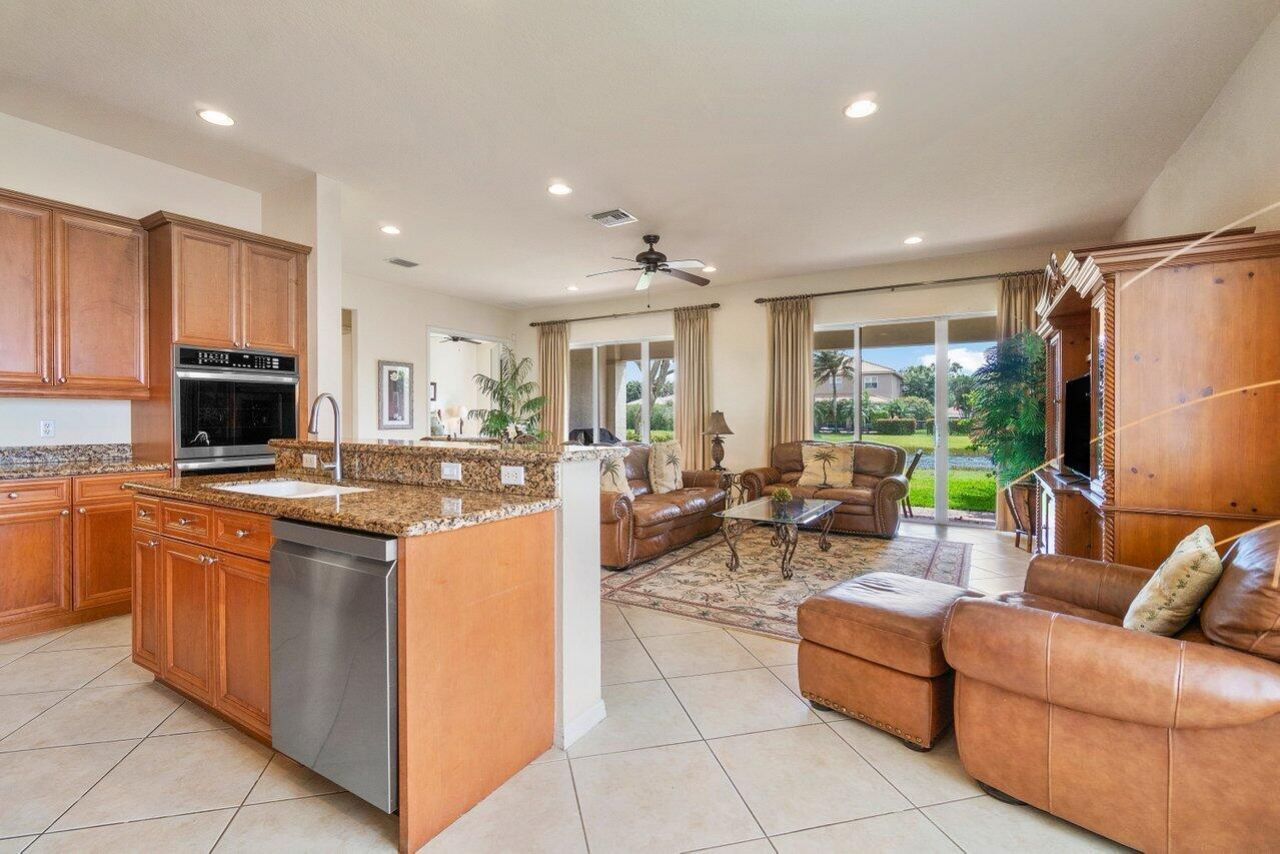 108 Via Condado Way, Palm Beach Gardens, FL 33418 Photo