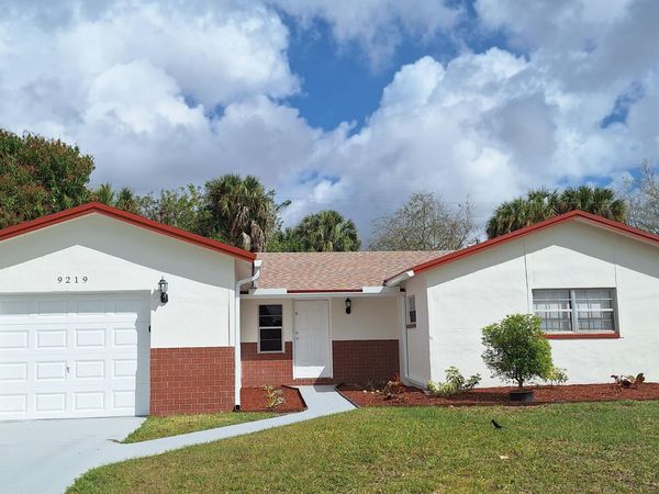 9219 SW 1st Place, Boca Raton, FL 33428